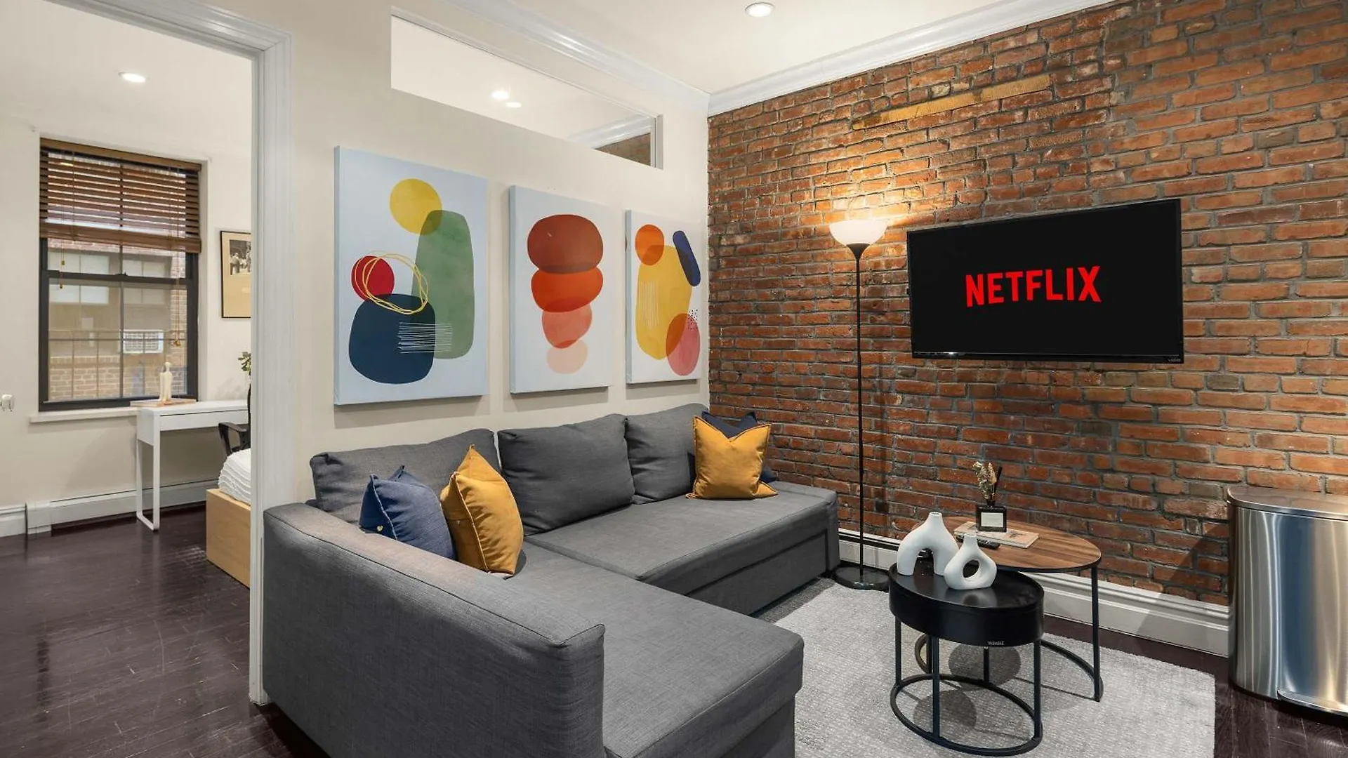 Elegant & Modern Stay New York